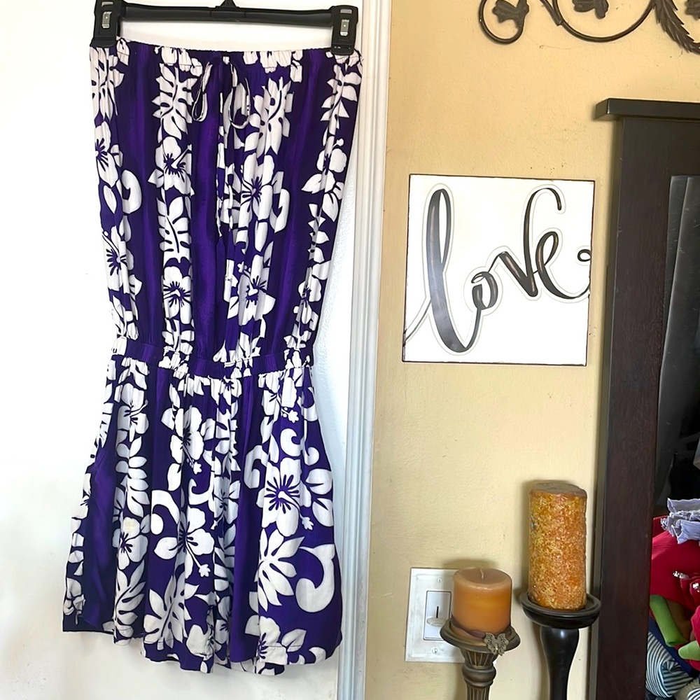 EUC Hawaiian print strapless romper